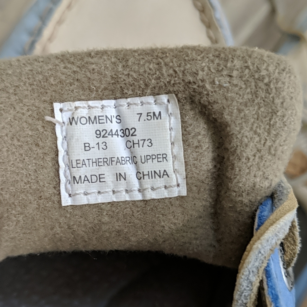 Sperry's - Picture 3 of 3